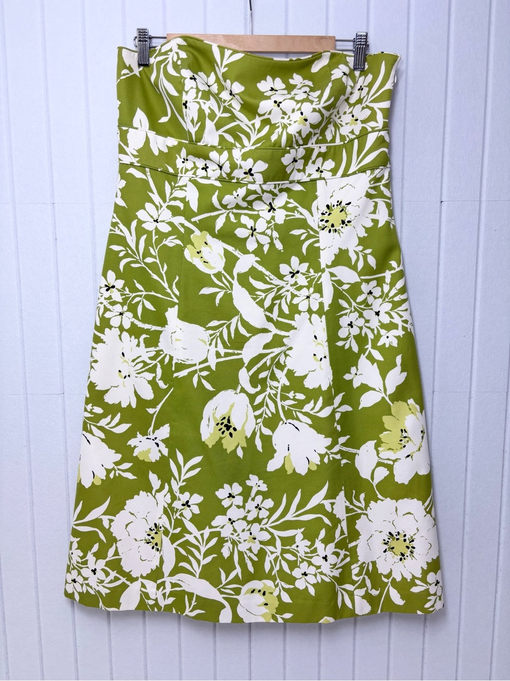 Ann Taylor Silk Blend Strapless Floral A-Line Dress‎ S in Olive Green and White